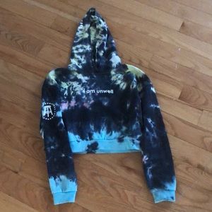 Barstool sports I am unwell crop hoodie